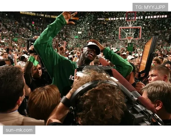 加内特高效挡拆拉开空间助力绿衫军核心得分提升