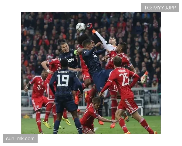 曼联战术混乱与内部矛盾持续显现，对竞争格局带来阶段性变化