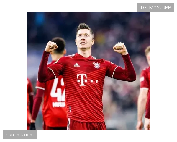 拜仁内部战术分歧升级，争冠之路能否摆脱“依赖莱万”的后遗症？